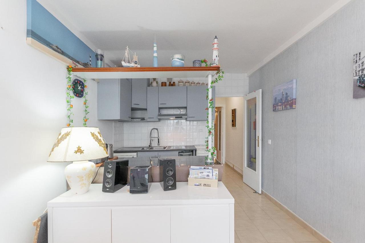 Ferienwohnung Apartamento Meda Chica Roses Exterior foto